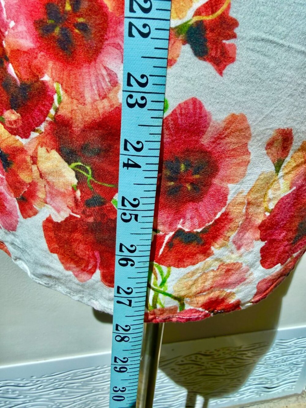 Gorgeous Haute Hippie White Blouse with Red, Pink, Orange Poppy Print, Small - Picture 7 of 9